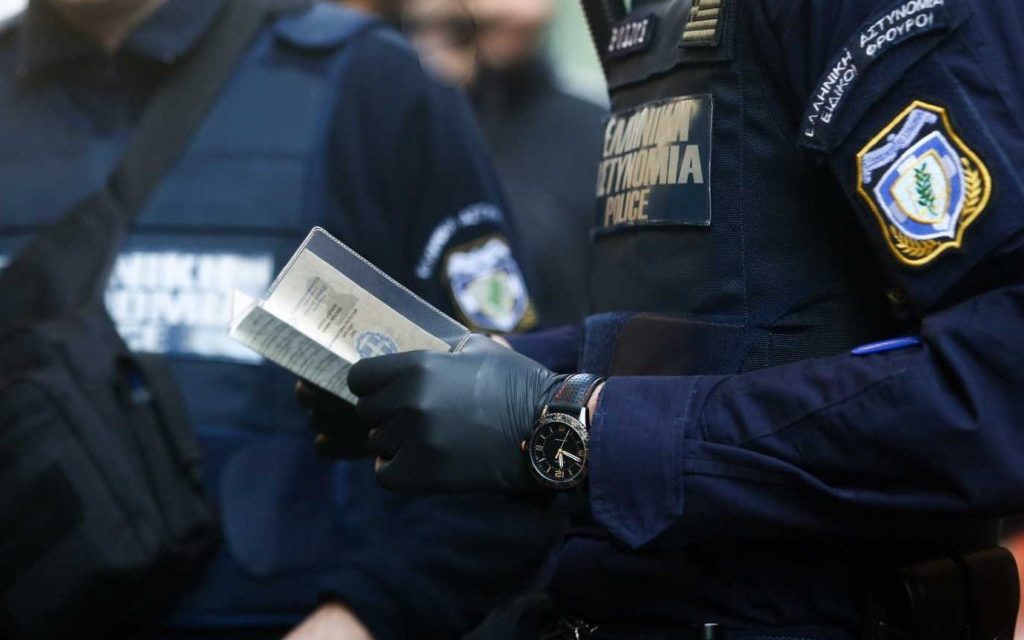 Συναγερμός για δεκάδες κρούσματα κορονοϊού σε αστυνομικούς της Δυτικής Ελλάδας