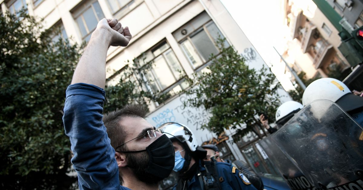 Ο κίνδυνος των συναθροίσεων | HuffPost Greece