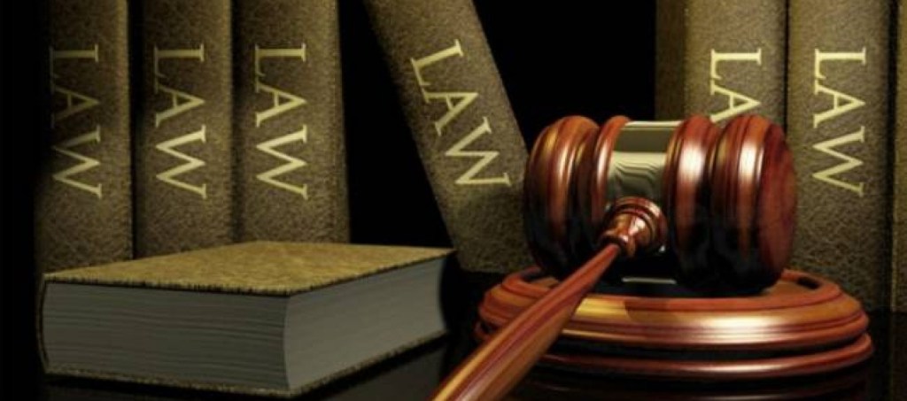 Έρχεται πρόγραμμα απασχόλησης 1.600 ασκούμενων δικηγόρων σε δικαστήρια και δικηγορικά γραφεία