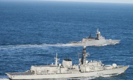 Βρετανία: Συναγερμός για την παρουσία ρωσικών πλοίων στα χωρικά ύδατα της χώρας