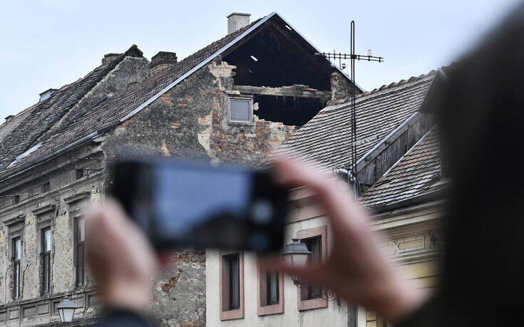 Νεκρό κοριτσάκι από τον σεισμό στην Κροατία – Συγκλονίζουν οι εικόνες καταστροφής