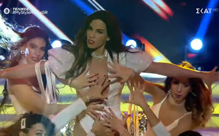 Η Κατερίνα Στικούδη «έβαλε» φωτιά στον τελικό με τον σέξι χορό της – Newsbeast