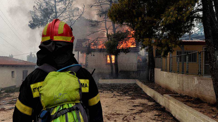 Το Μάτι «έκαψε» αξιωματικούς του Π.Σ. – Απομακρύνθηκε ο Καλογερόπουλος από τη ΔΑΕΕ
