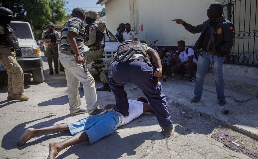 Πολύνεκρη απόδραση κρατουμένων στην Αϊτή – Νεκρός και ο διευθυντής της φυλακής