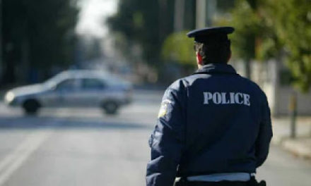 Αδέσποτο σκυλί δάγκωσε αστυνομικό | PoliceNET of Greece