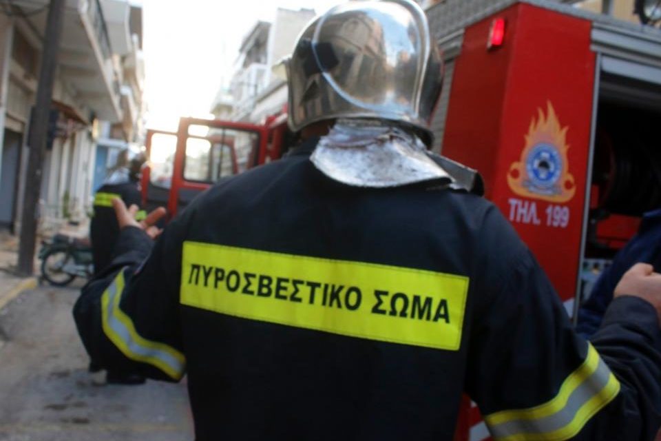 Πυρκαγιά στο Γηροκομείο Αθηνών-Έξι άτομα στο νοσοκομείο με αναπνευστικά