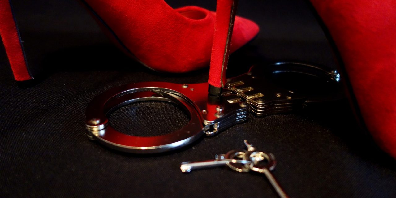 Ο νέος Ποινικός Κώδικας … αθώωσε αλλοδαπό που είχε καταδικαστεί για “εκμετάλλευση πόρνης”