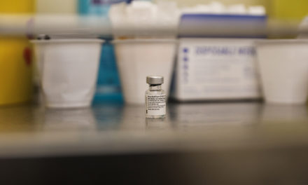 Τα εμβόλια Moderna – Novavax προστέθηκαν στη μελέτη μικτών εμβολιαστικών δόσεων κατά της COVID-19