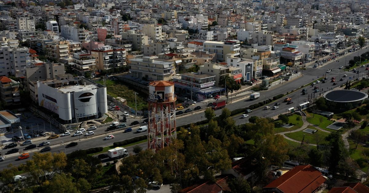Θα παραμείνει ο υδατόπυργος στην μεγάλη επένδυση του Ελληνικού