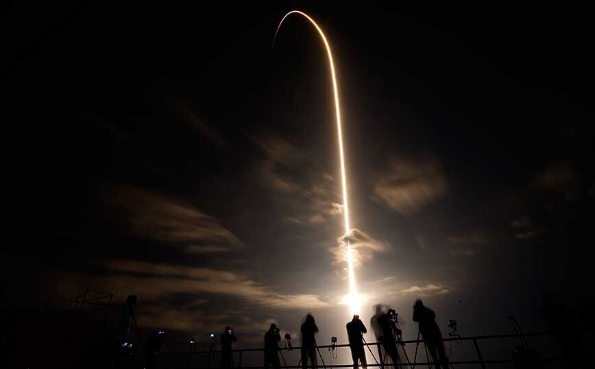 Το σκάφος της SpaceX ξεκίνησε το ταξίδι του προς τον Διεθνή Διαστημικό Σταθμό