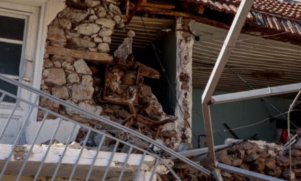 Σεισμός στην Ελασσόνα: Πέθανε ο ηλικιωμένος που είχε απεγκλωβιστεί από το Μεσοχώρι μετά την δόνηση των 6,3 Ρίχτερ – BINTEO