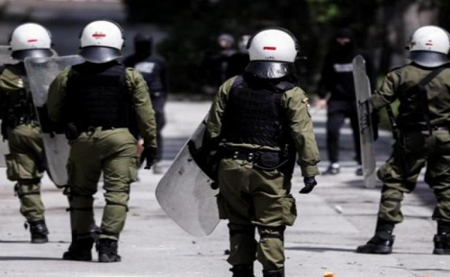 Ένταση στο κέντρο της Αθήνας – Επεισόδια μεταξύ διαδηλωτών και αστυνομίας – ΦΩΤΟ