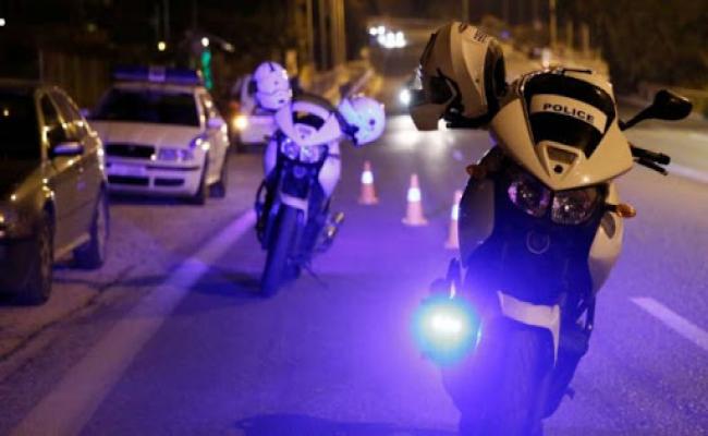 Φουρθιώτης: Εντοπίστηκε η μοτοσικλέτα των δραστών που επιτέθηκαν στους αστυνομικούς – Νέα στοιχεία για το κινητό “σκιά”