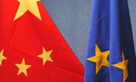 Η ΕΕ δεν επιθυμεί κλιμάκωση με το Πεκίνο, δηλώνει ο πρεσβευτής της Ένωσης