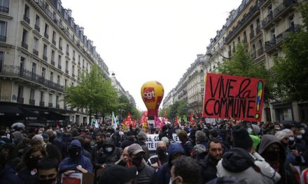 300 διαδηλώσεις στο Παρίσι και άλλες πόλεις για την Πρωτομαγιά