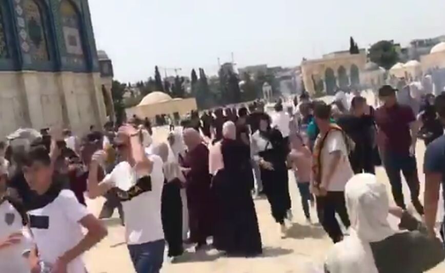 Συγκρούσεις ανάμεσα σε Παλαιστίνιους και την ισραηλινή αστυνομία στην πλατεία των Τζαμιών