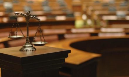 Ολομέλεια Δικηγόρων για την ΚΥΑ: Ζητούν επιπλέον δίκες για δικαστική προστασία και ευάλωτους – Διαφωνούν κάθετα με την εγκύκλιο για το 400άρι
