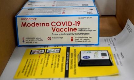 Ώθηση στο πρόγραμμα εμβολιασμού Covax από τη συμφωνία με τη Moderna και τη δωρεά της Σουηδίας