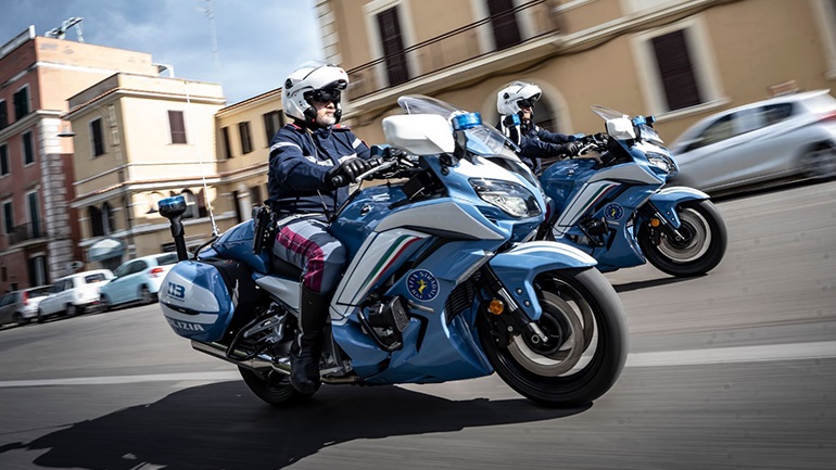 Τα «θηρία» Yamaha FJR1300AE: Η επιλογή της Ιταλικής Αστυνομίας!