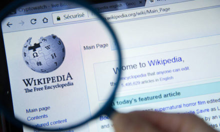 Η ρωσική Wikipedia εξηγεί γιατί κινδυνεύει να χαρακτηριστεί «ξένος πράκτορας»