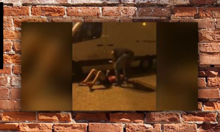 Βίντεο: Πατέρας ξυλοκόπησε το συμμαθητή του γιου του στο Περιστέρι