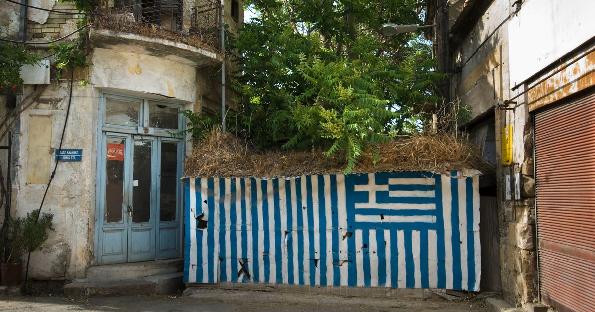 Ελληνική εξωτερική πολιτική στην κόψη του ξυραφιού: Ριζική επανατοποθέτηση
