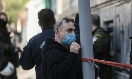 Απαγκίστρωση από την ακροδεξιά | HuffPost Greece