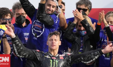 MotoGP: Νέος παγκόσμιος πρωταθλητής ο Κουαρταραρό – Αποθέωση στο «αντίο» του Ρόσι