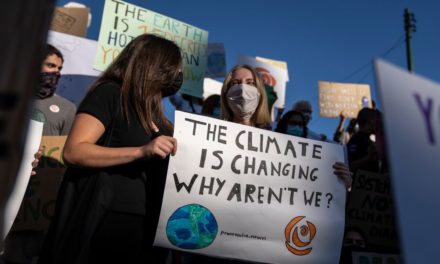 Νέος κλιματικός νόμος: Ερχονται σαρωτικές αλλαγές σε ενέργεια, μεταφορές, βιομηχανία