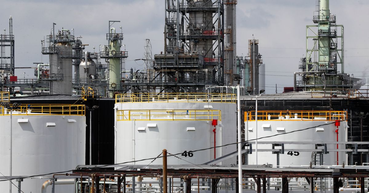 Πετρέλαιο: Οι ΗΠΑ αποδεσμεύουν 50 εκατ. βαρέλια από τα στρατηγικά τους αποθέματα