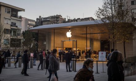 Η Apple φαίνεται να σταμάτησε τις on line πωλήσεις προϊόντων στην Τουρκία λόγω της οικονομικής κρίσης