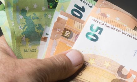 Η ΕΚΤ επανασχεδιάζει τα χαρτονομίσματα του ευρώ