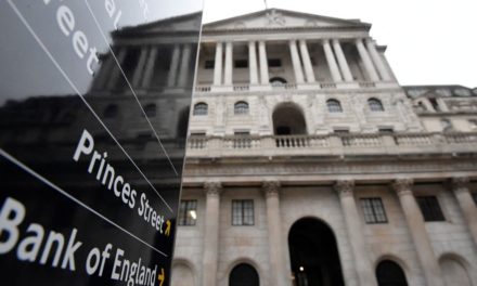BoE: Η πρώτη μεγάλη κεντρική τράπεζα που αυξάνει τα επιτόκια εν μέσω πανδημίας