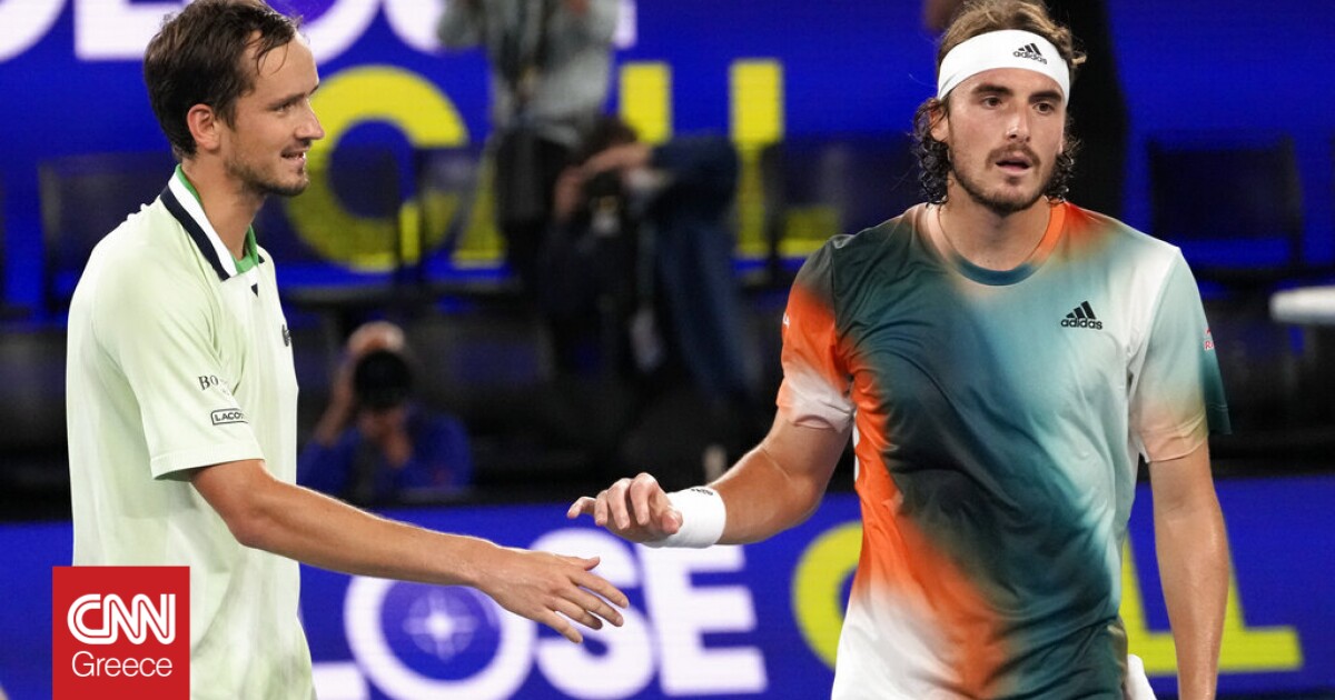 Australian Open: Πρόστιμα σε Μεντβέντεφ και Τσιτσιπά για τον επεισοδιακό ημιτελικό