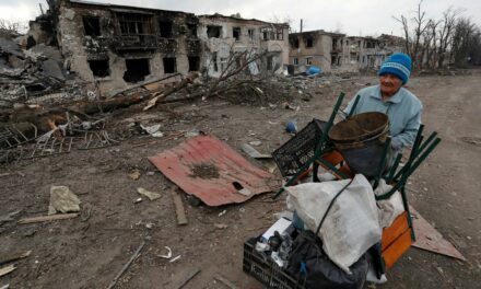 Η φτώχεια απειλεί άμεσα το 90% των Ουκρανών