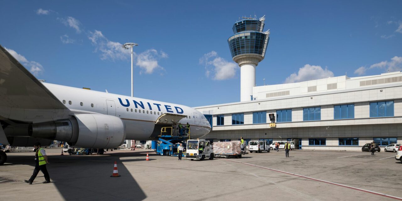 Ξεκίνησε πτήσεις η United Airlines προς Αθήνα, αυξημένο το πρόγραμμα της Condor