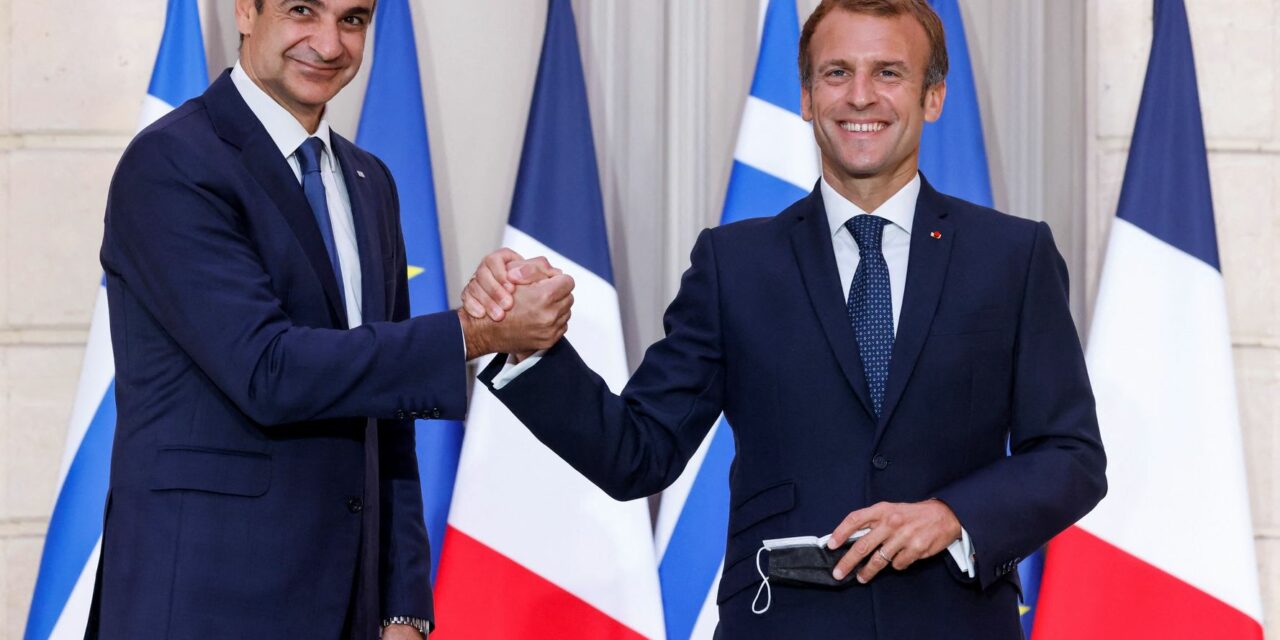 Συγχαρητήρια Μητσοτάκη σε Μακρόν για τη νίκη του στις προεδρικές εκλογές της Γαλλίας