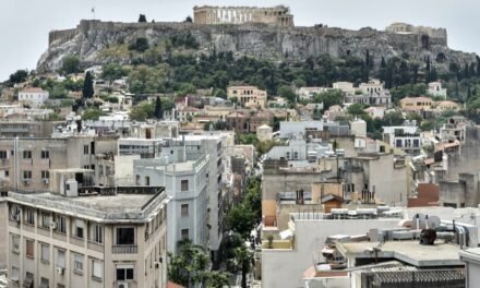 Η Αθήνα έχει τουρισμό, όμως τα ξενοδοχεία παρουσιάζουν μειωμένη πληρότητα και έσοδα