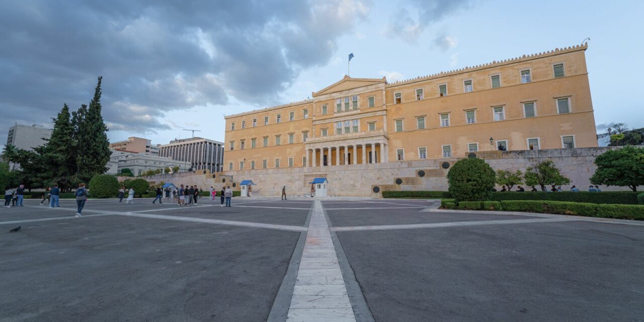 Η Δημοκρατία συμβαίνει | HuffPost Greece ΠΟΛΙΤΙΚΗ