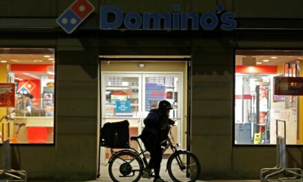 Αποχώρηση-βόμβα της Domino’s από την γενέτειρα της πίτσας