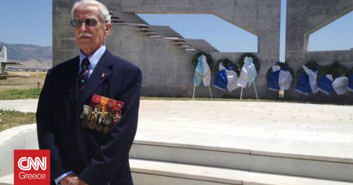 Β’ Παγκόσμιος: Πέθανε σε ηλικία 102 ετών ο θρυλικός αεροπόρος Κωνσταντίνος Χατζηλάκος